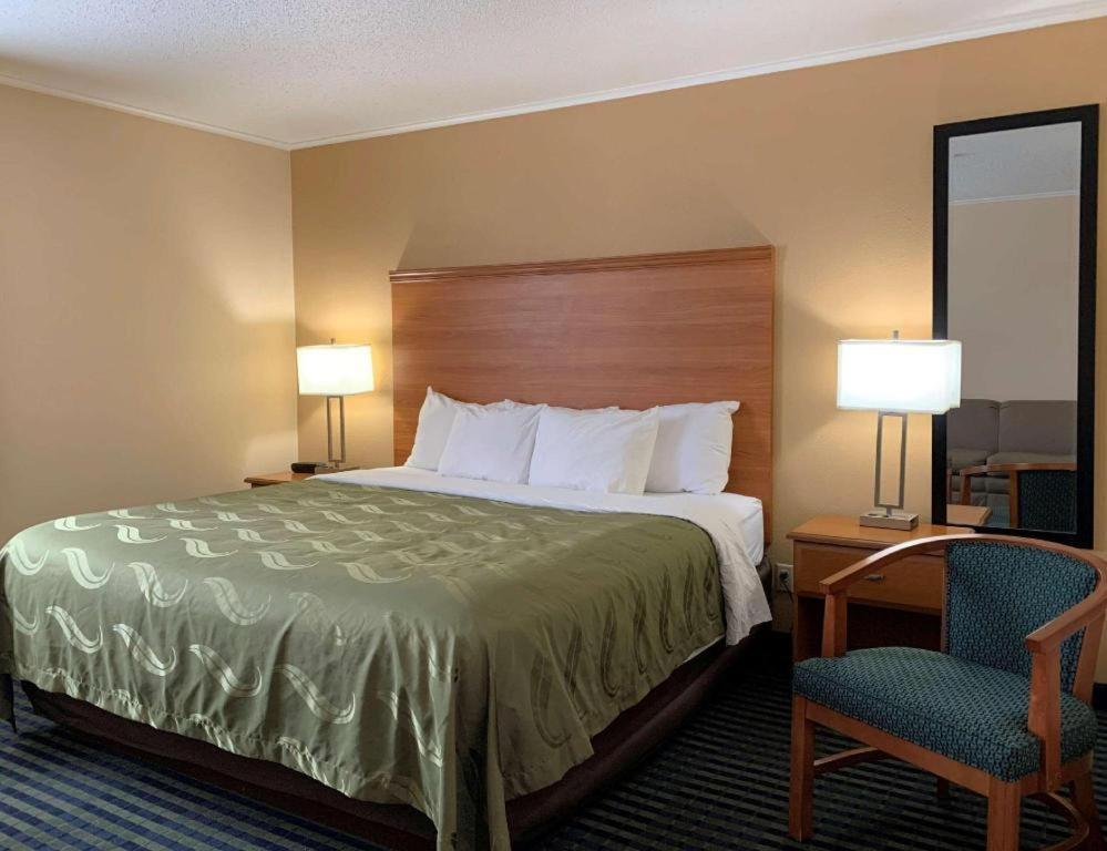 Quality Inn Ottawa Near Starved Rock State Park Экстерьер фото