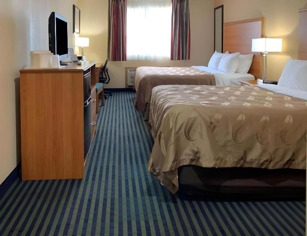 Quality Inn Ottawa Near Starved Rock State Park Экстерьер фото