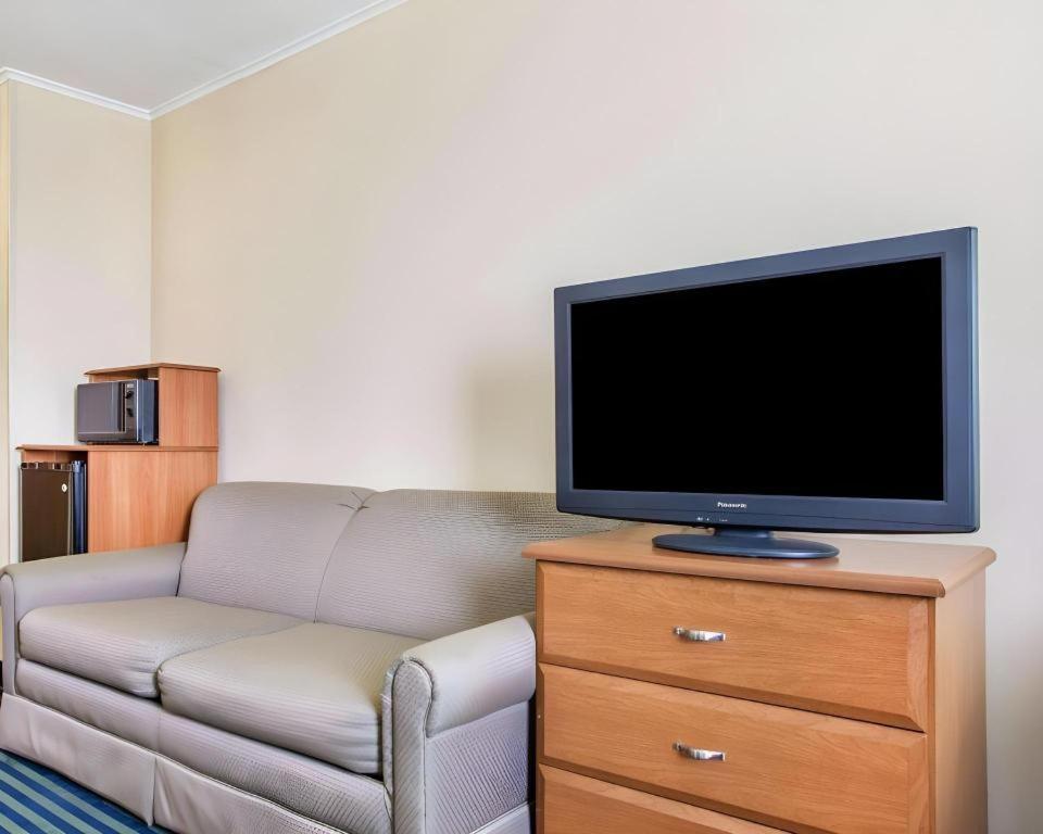 Quality Inn Ottawa Near Starved Rock State Park Экстерьер фото