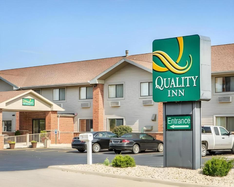 Quality Inn Ottawa Near Starved Rock State Park Экстерьер фото